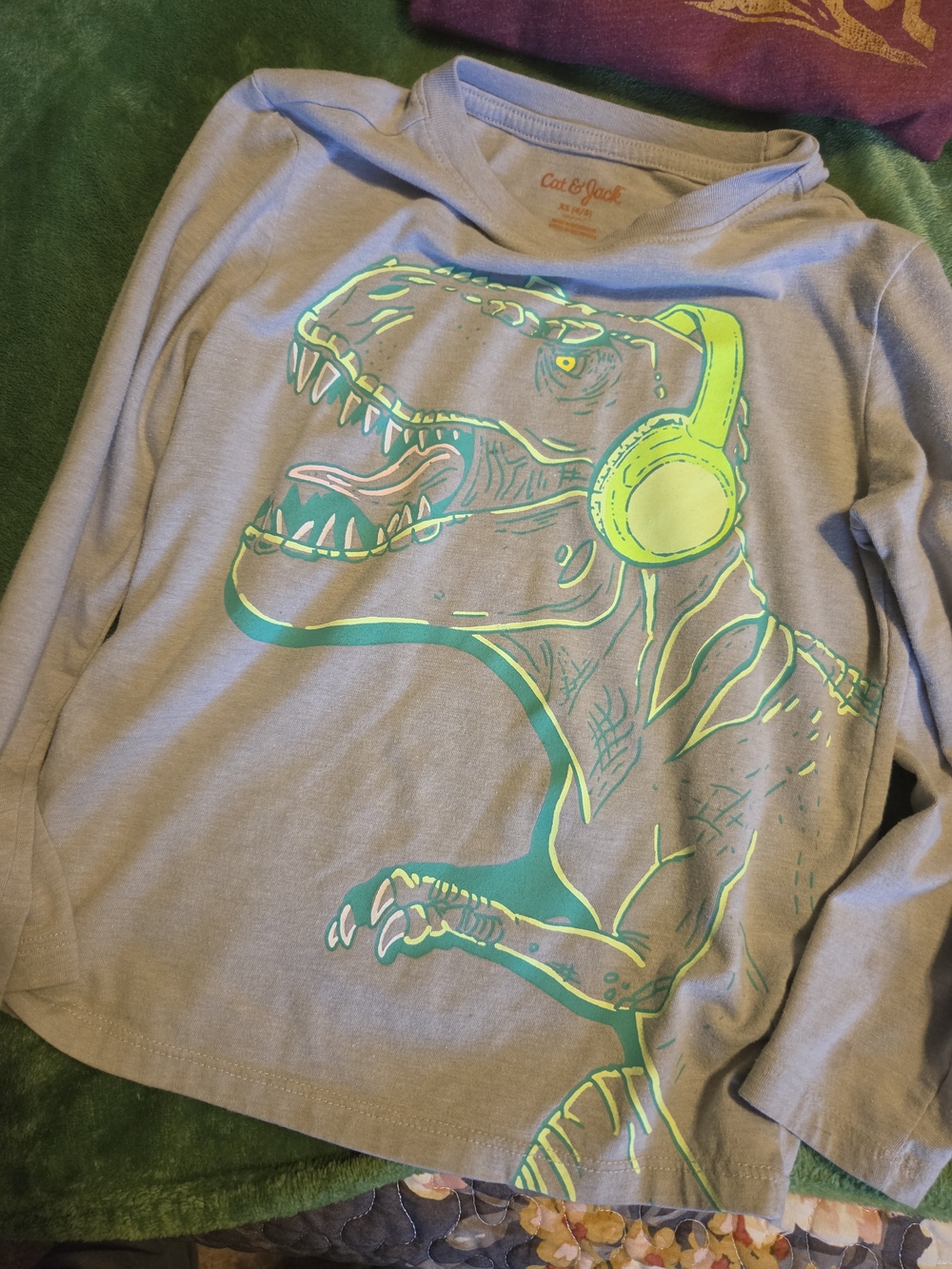 Boys 5 Long Sleeved T's And Flannels Mixed Brands - Picture 6 of 16